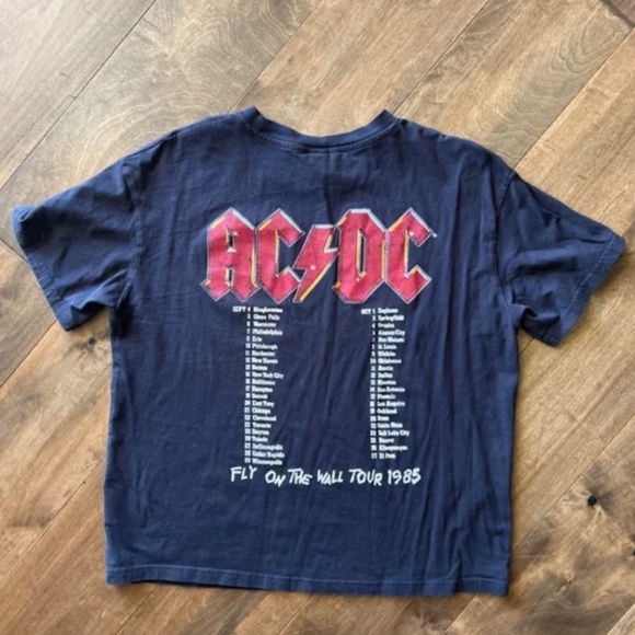 H&M AC/DC Tee - Picture 2 of 3